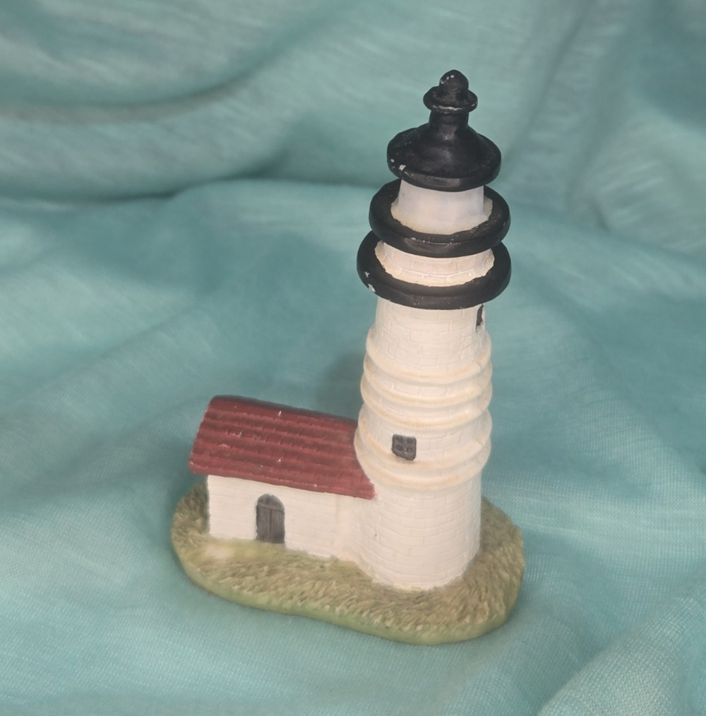Vintage Scaasis Originals Boston Harbor MA Lighthouse Miniature Figurine 4"